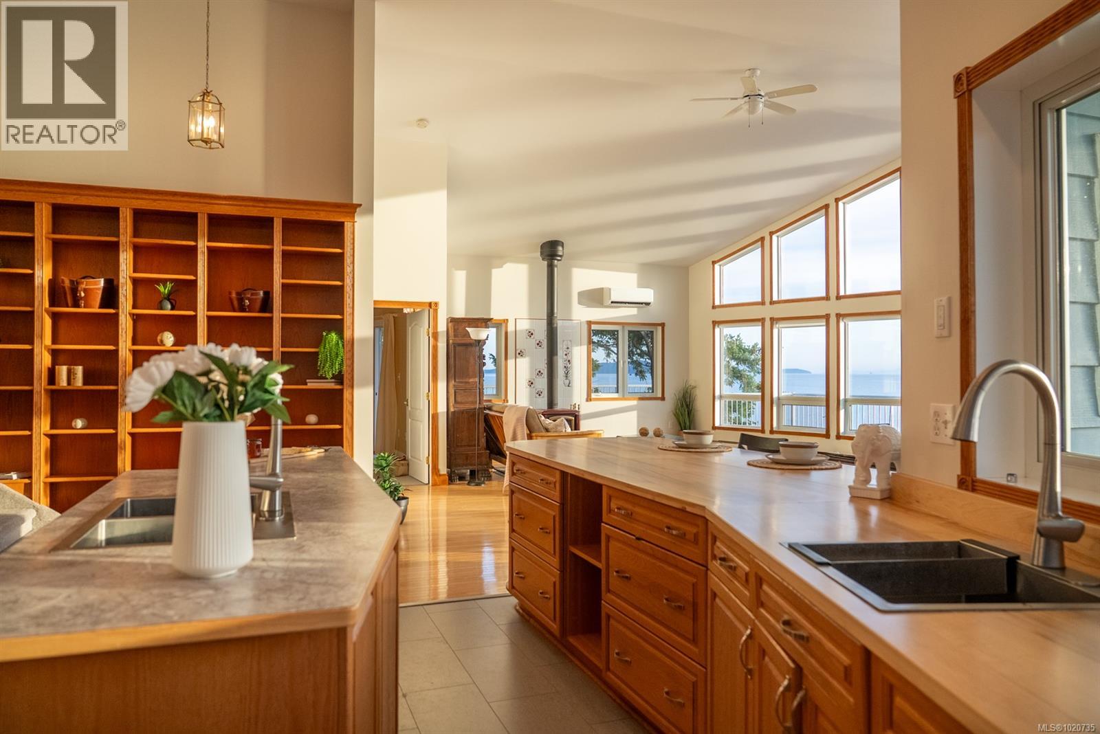 37189 Schooner Way, Pender Island