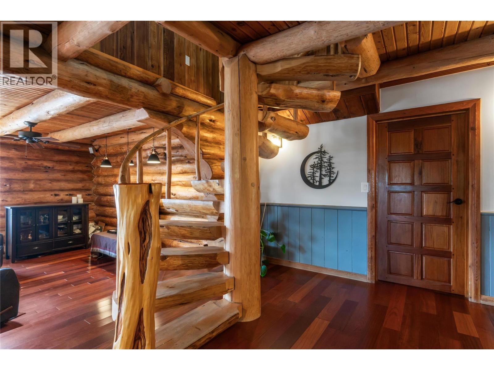 4878 Leopold Road, Celista