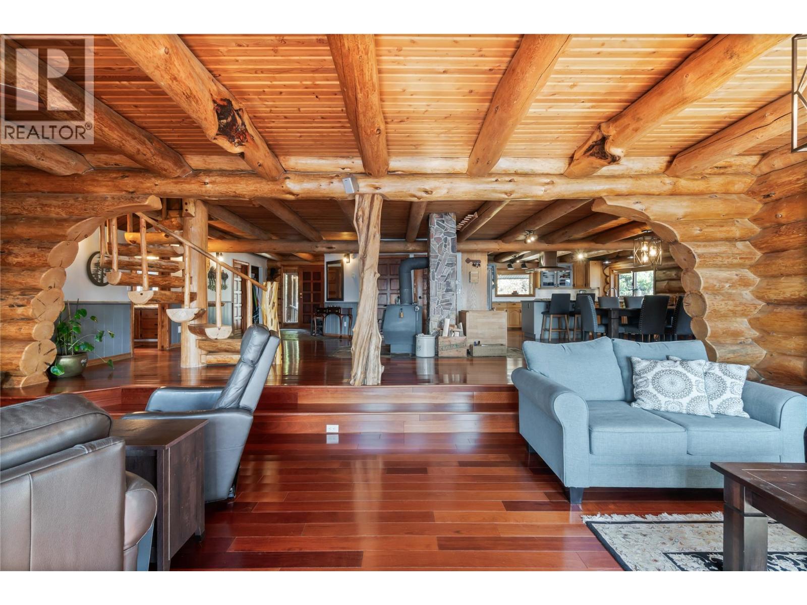 4878 Leopold Road, Celista