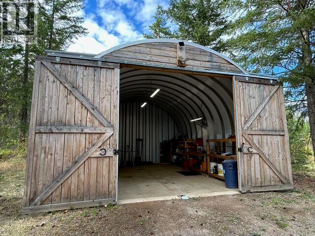 4878 Leopold Road, Celista