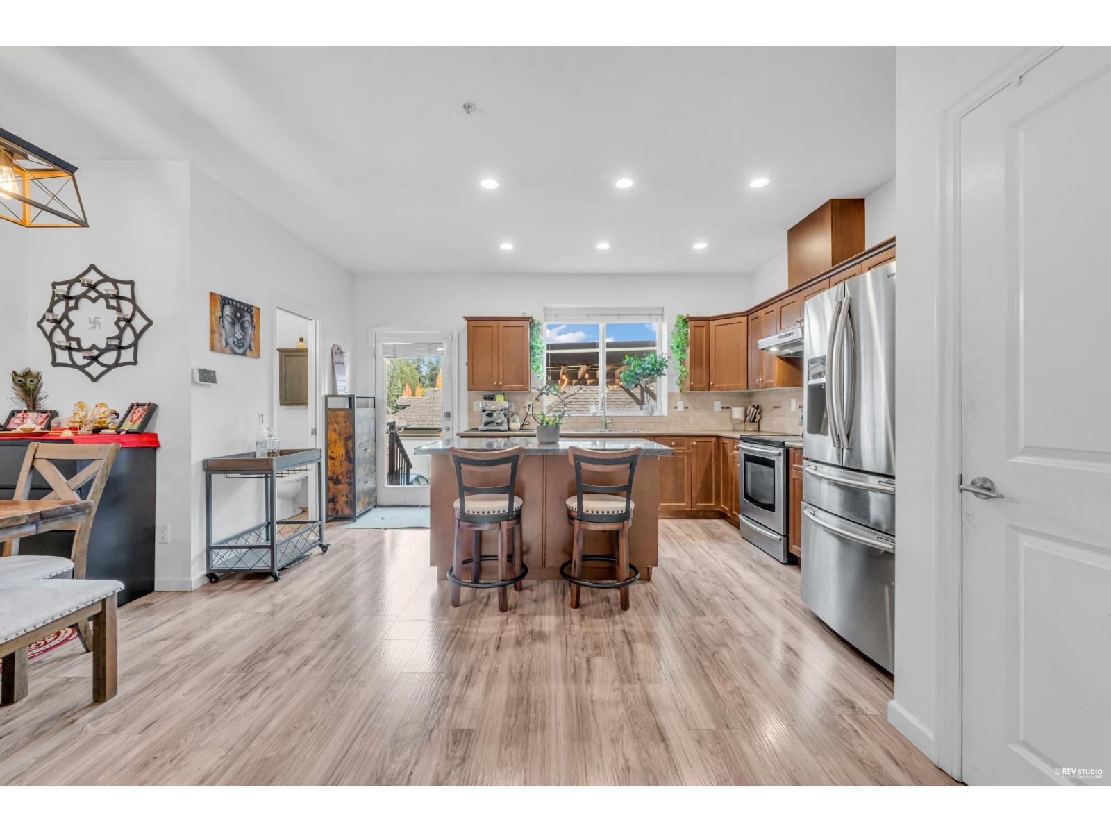 6956 208 STREET, Langley