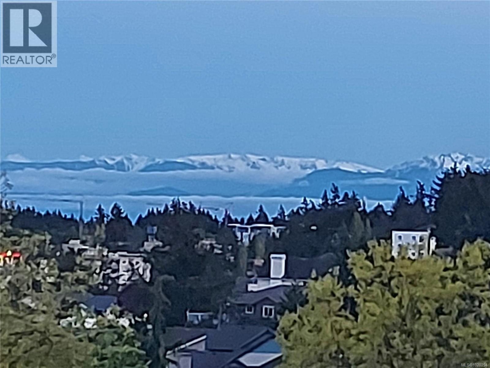 2530 Crystalview Dr, Langford