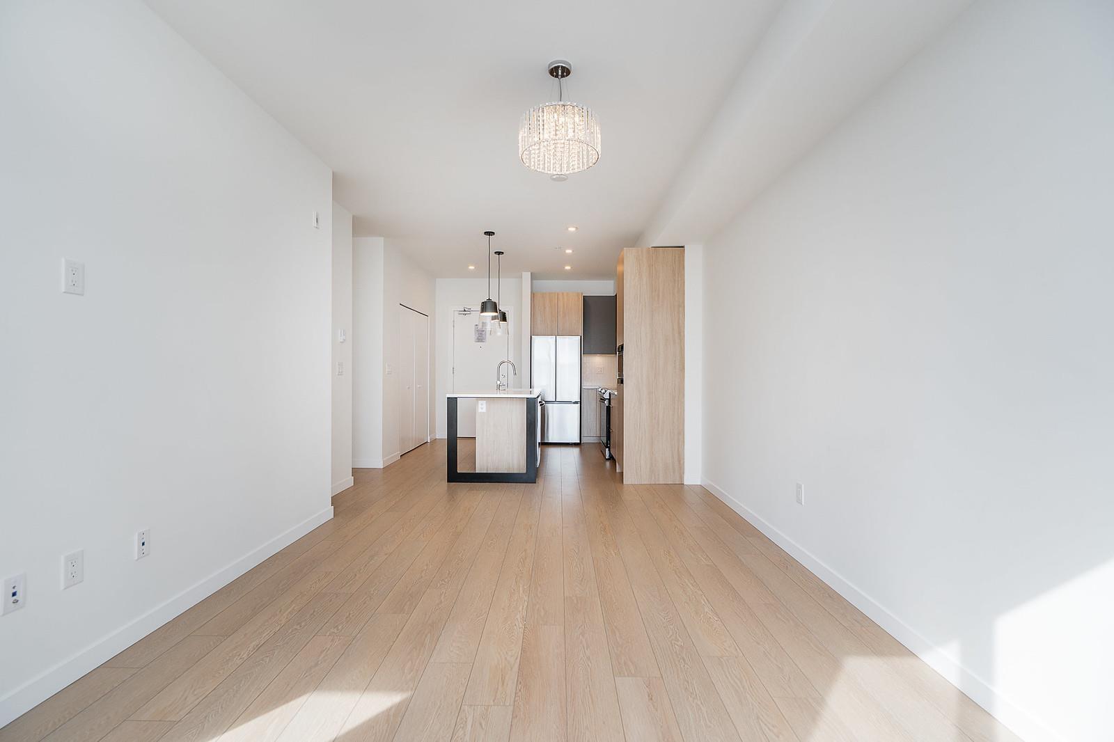 406 20695 EASTLEIGH CRESCENT, Langley