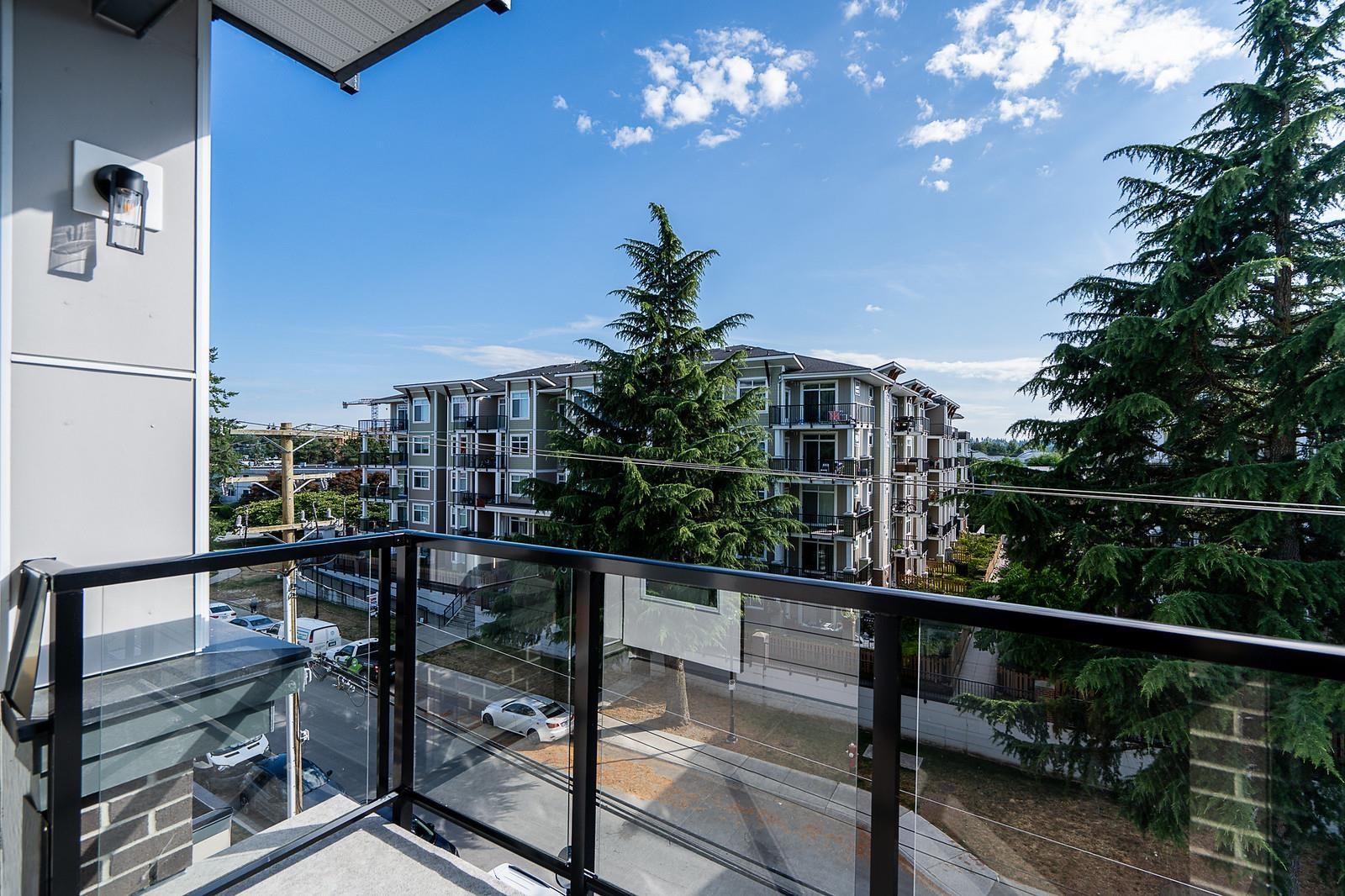 406 20695 EASTLEIGH CRESCENT, Langley