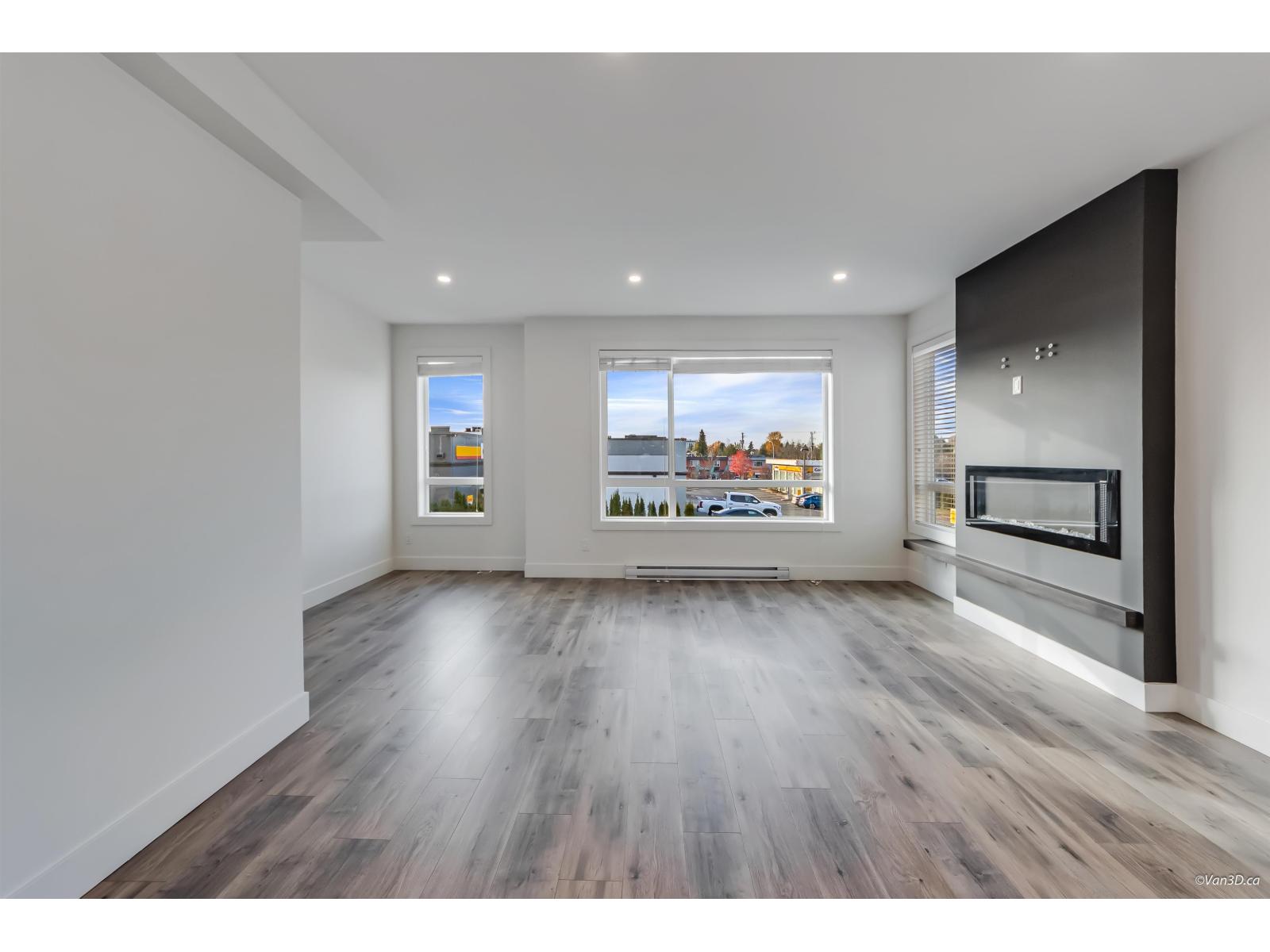 18 27640 LANTERN AVENUE, Abbotsford