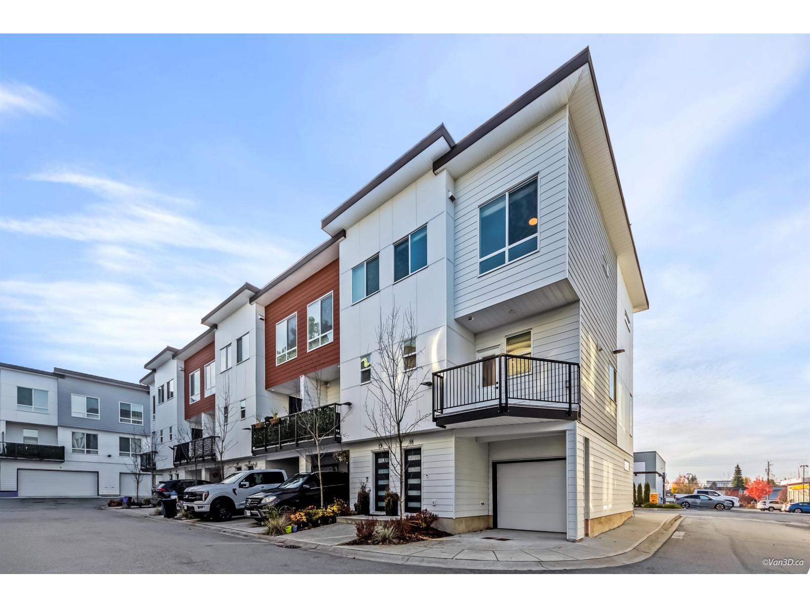 18 27640 LANTERN AVENUE, Abbotsford