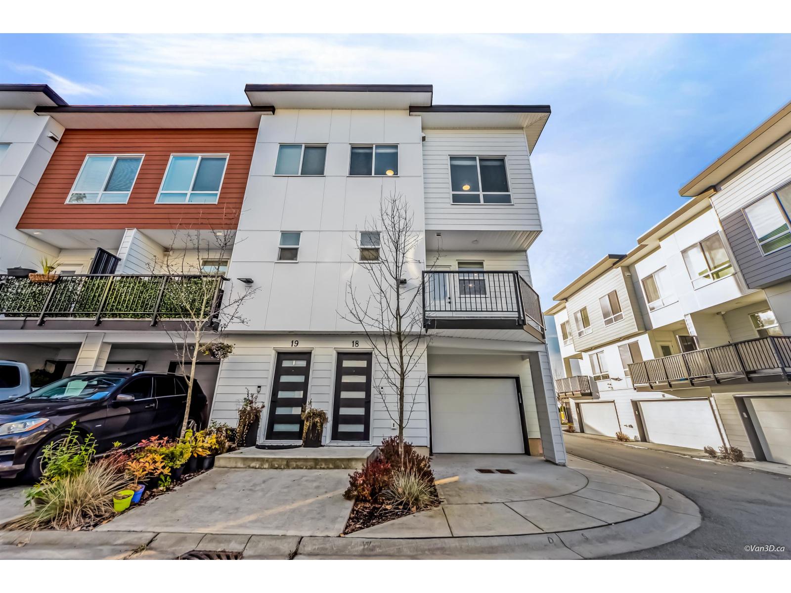 18 27640 LANTERN AVENUE, Abbotsford