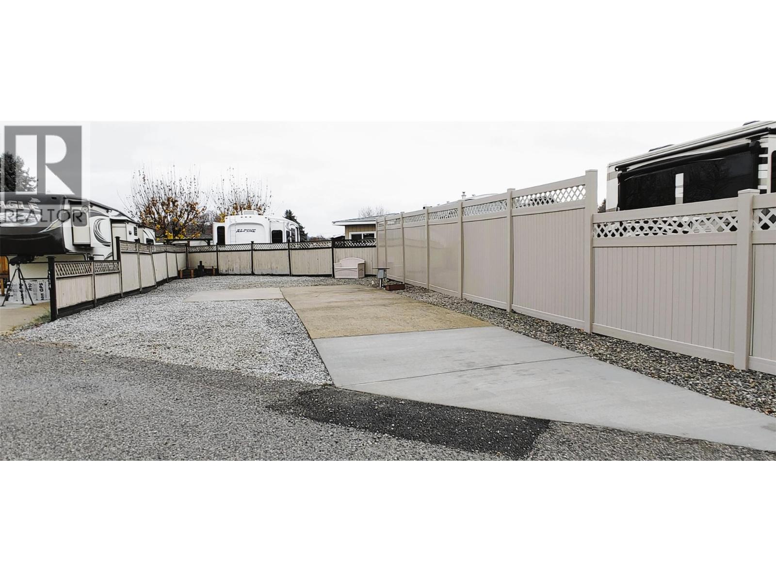 114 415 Commonwealth Road, Kelowna