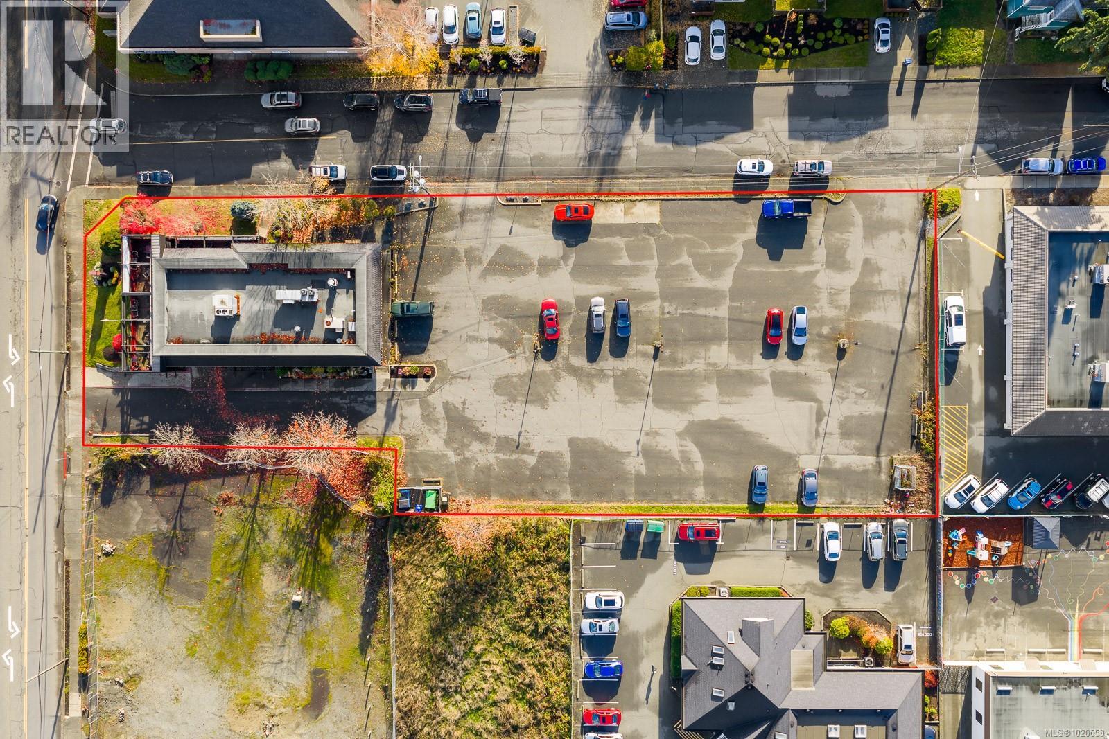 1175 Cliffe Ave, Courtenay