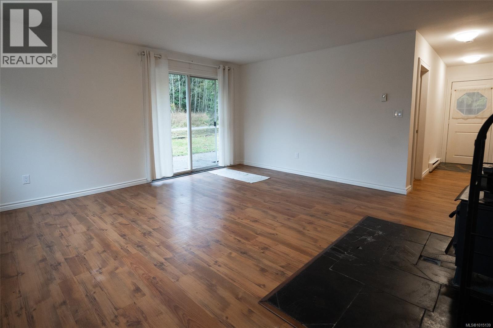 110 Ross Rd, Salt Spring