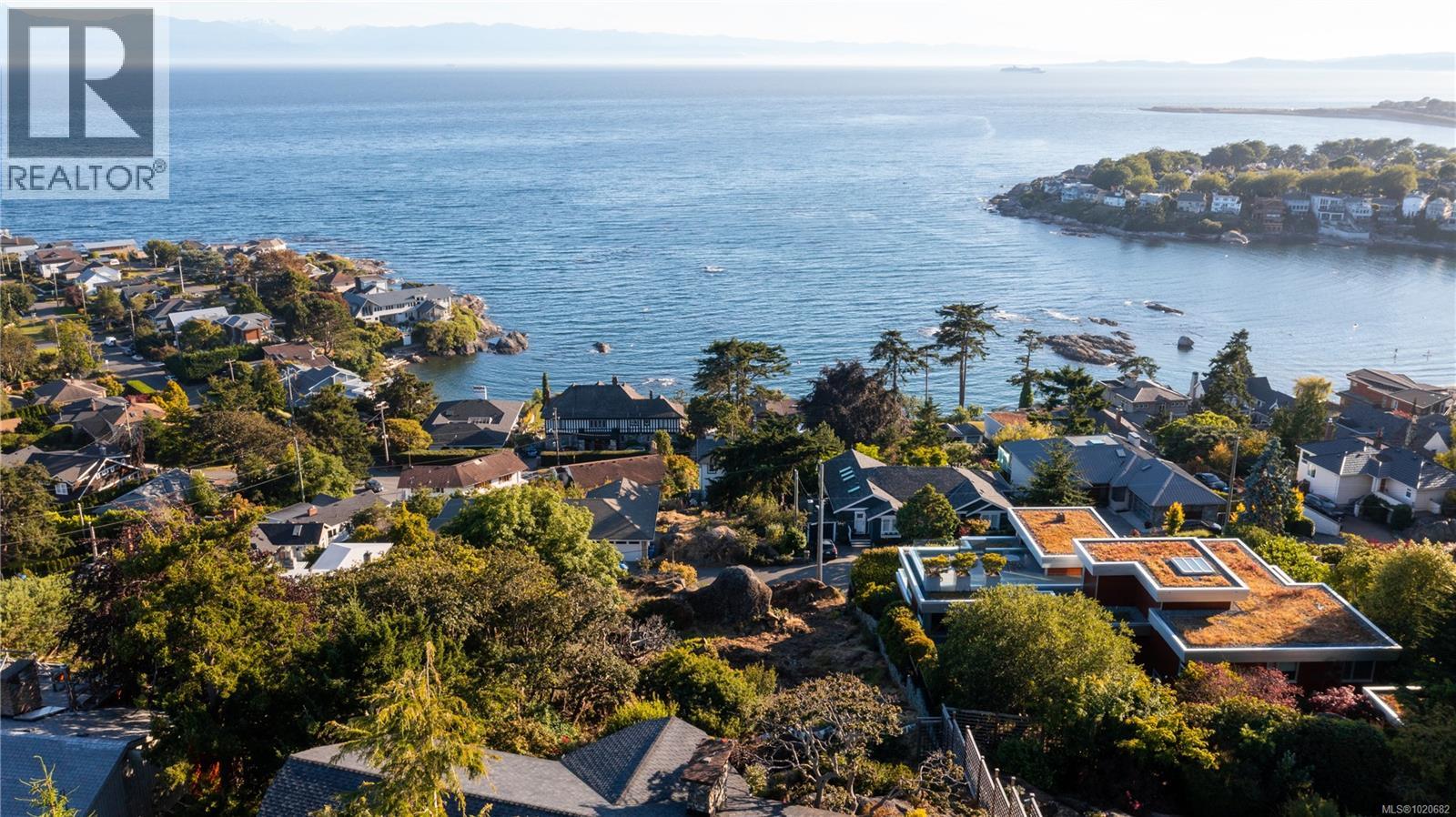  176 Barkley Terrace, Oak Bay