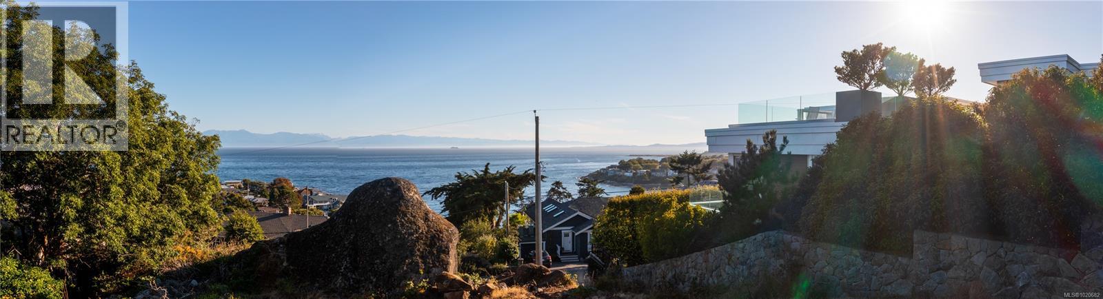  176 Barkley Terrace, Oak Bay