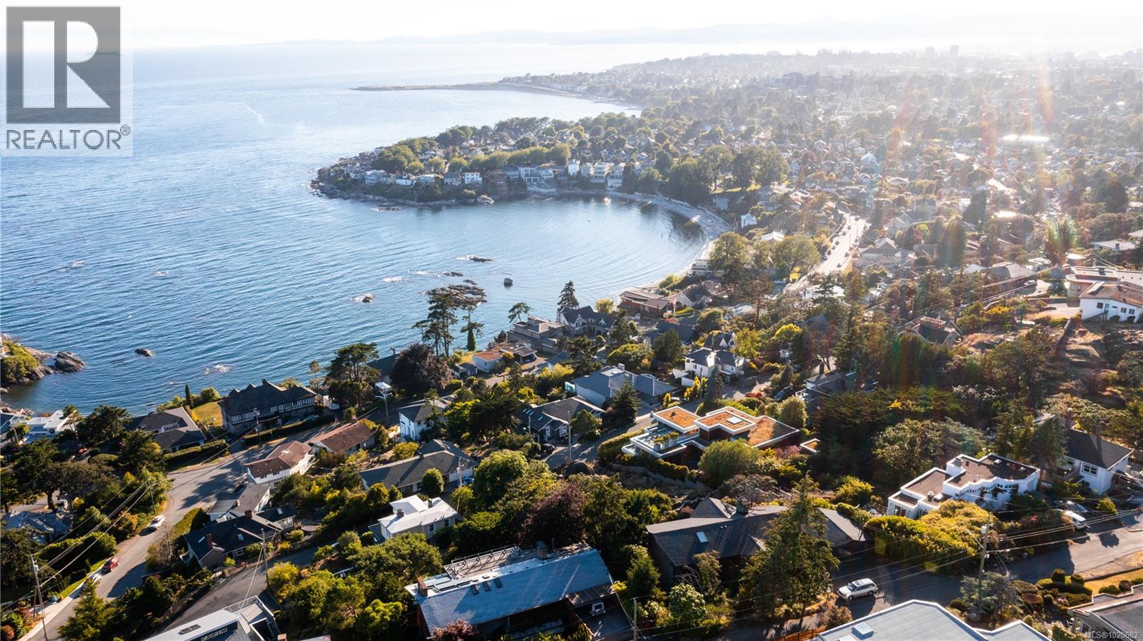  176 Barkley Terrace, Oak Bay