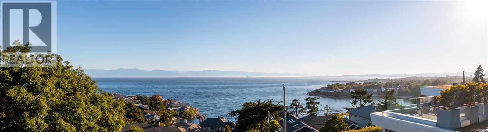  176 Barkley Terrace, Oak Bay