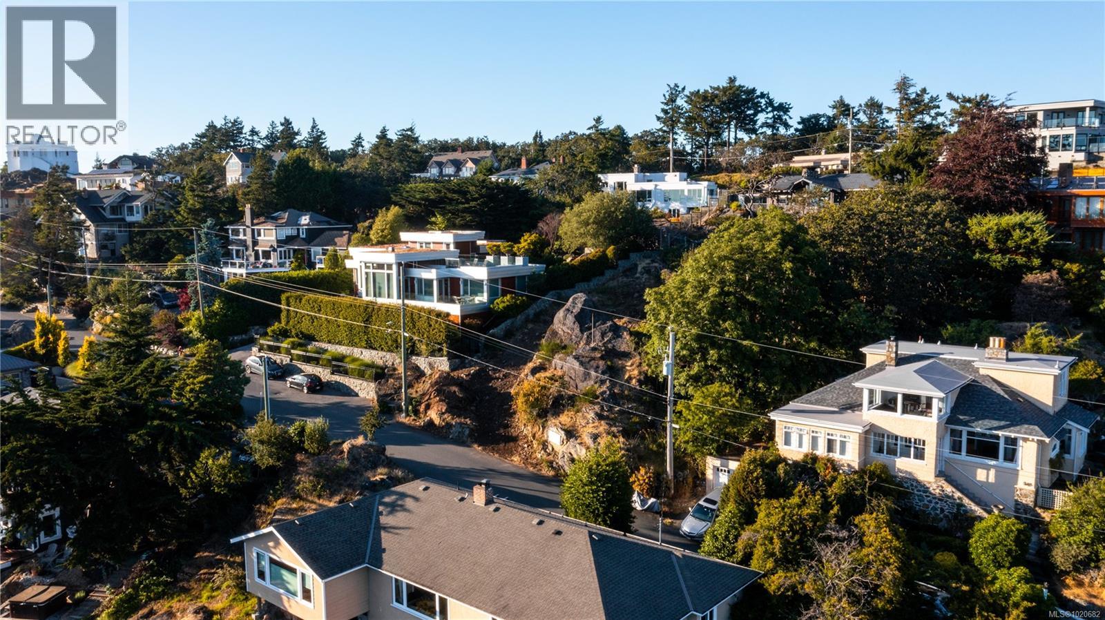  176 Barkley Terrace, Oak Bay