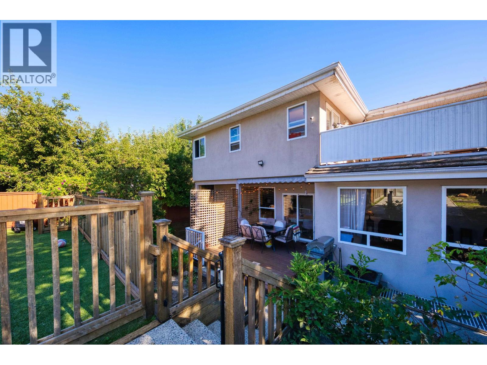 826 E 13TH STREET, North Vancouver