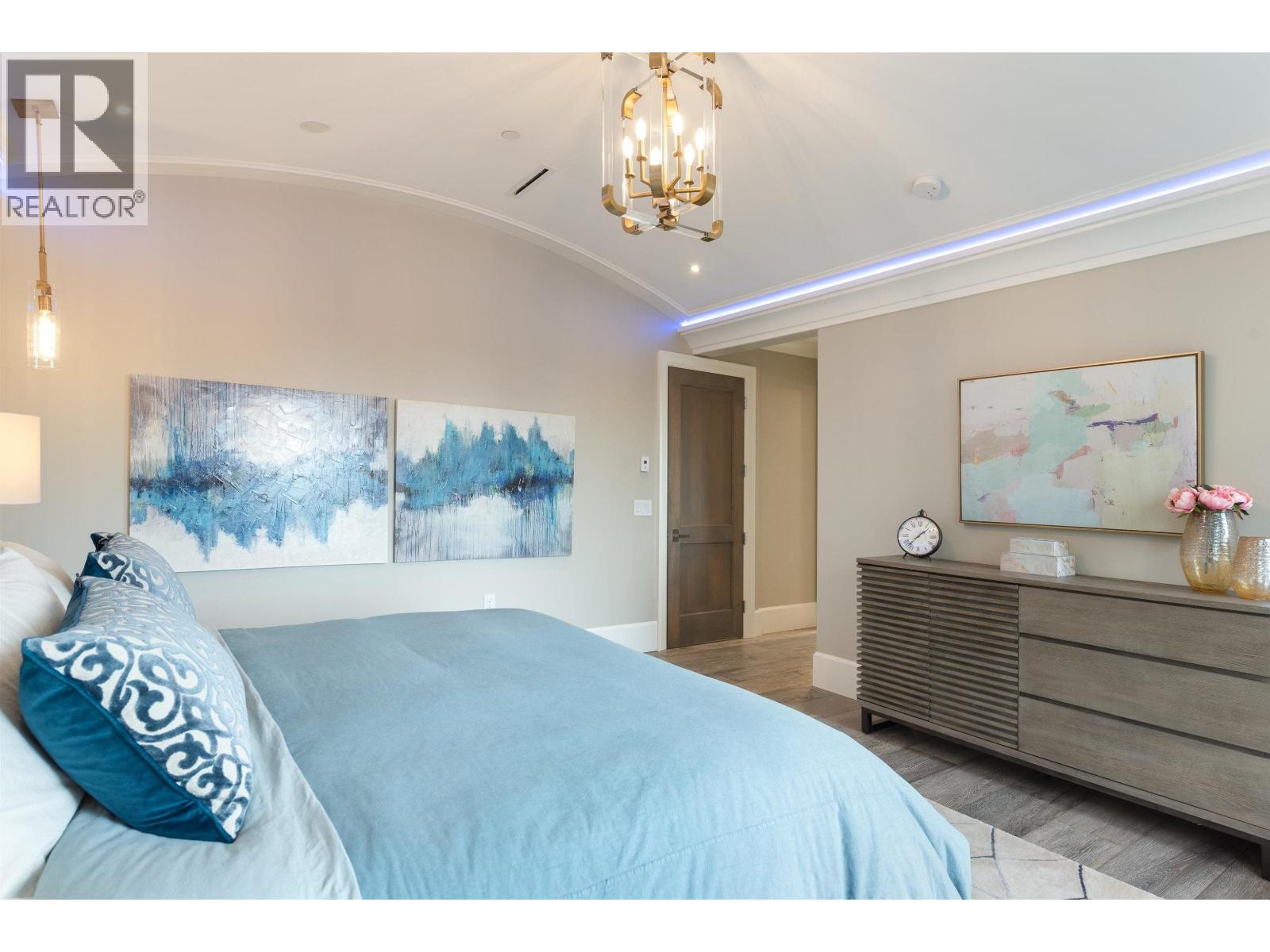 5637 LABURNUM STREET, Vancouver