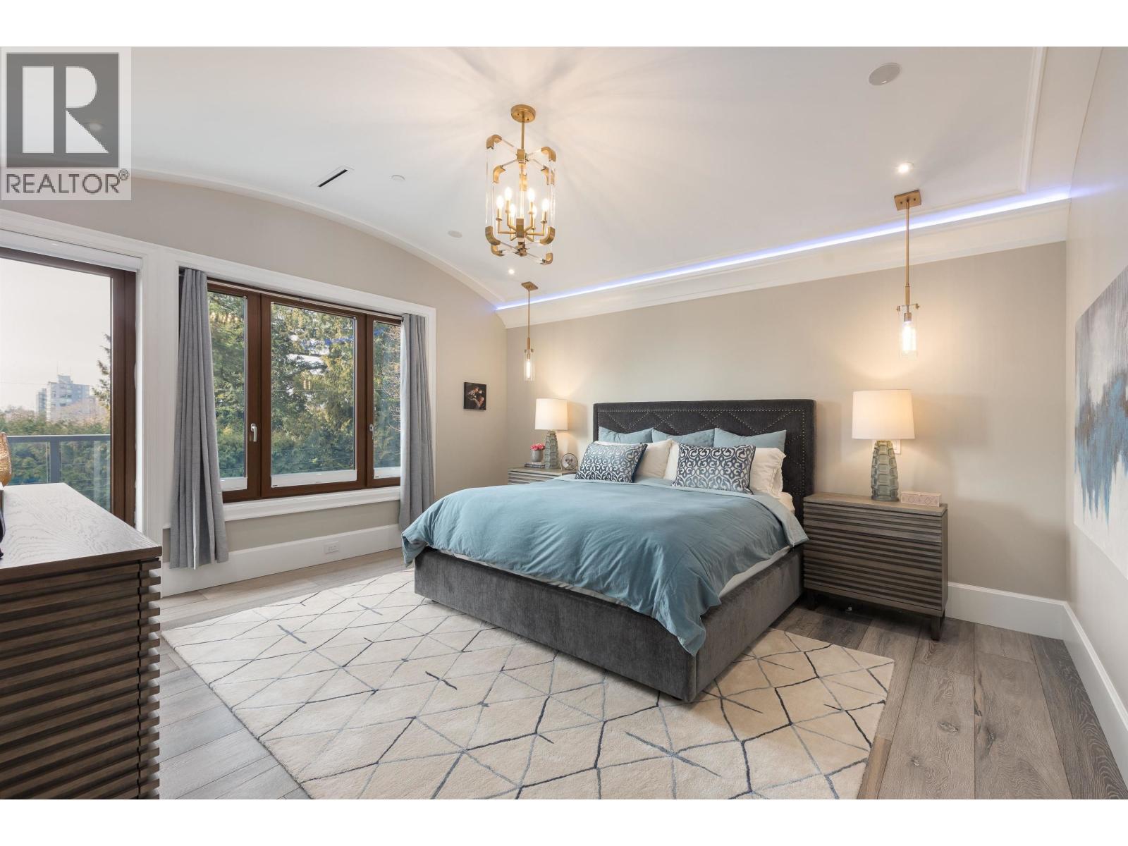 5637 LABURNUM STREET, Vancouver