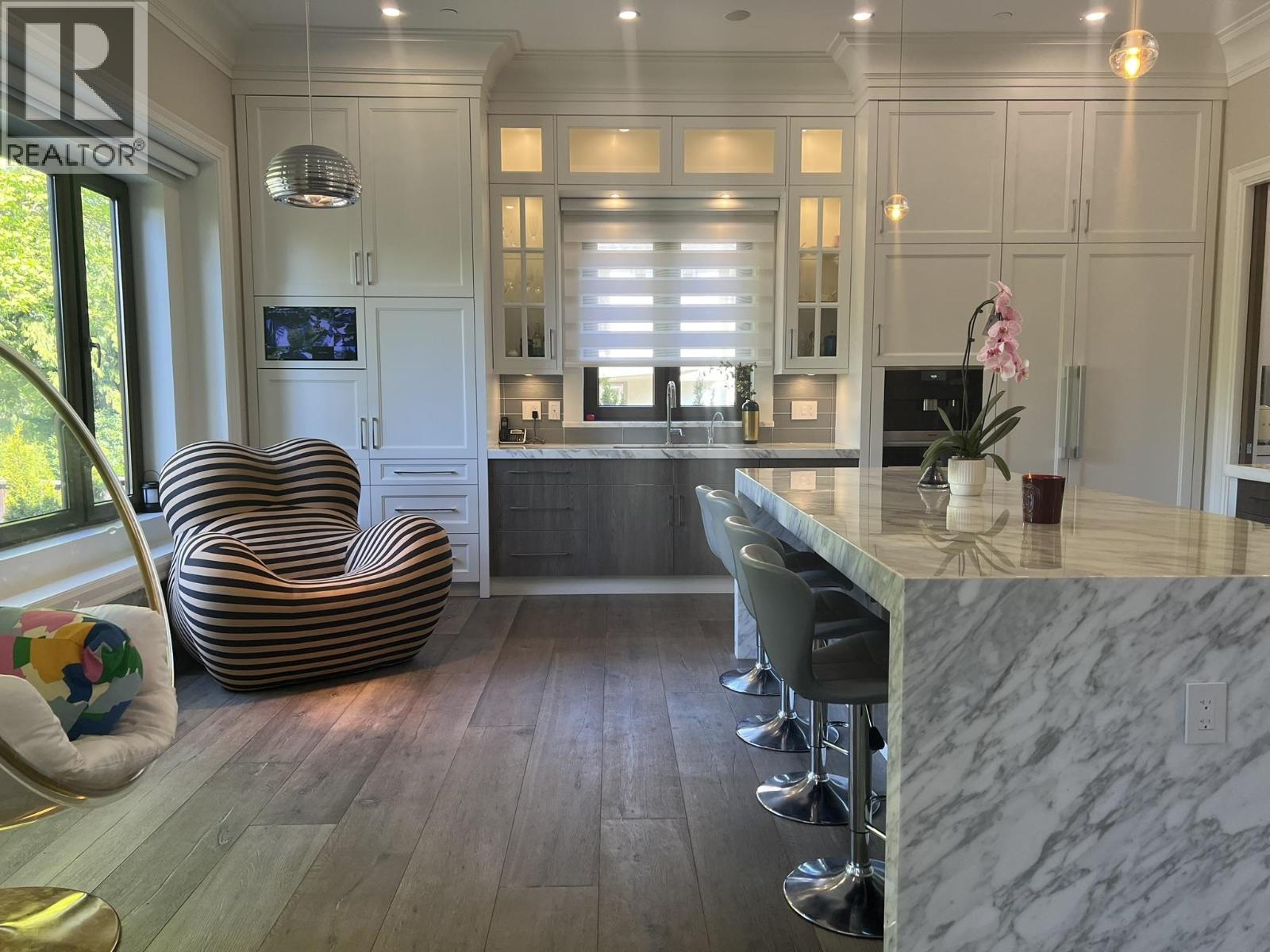 5637 LABURNUM STREET, Vancouver