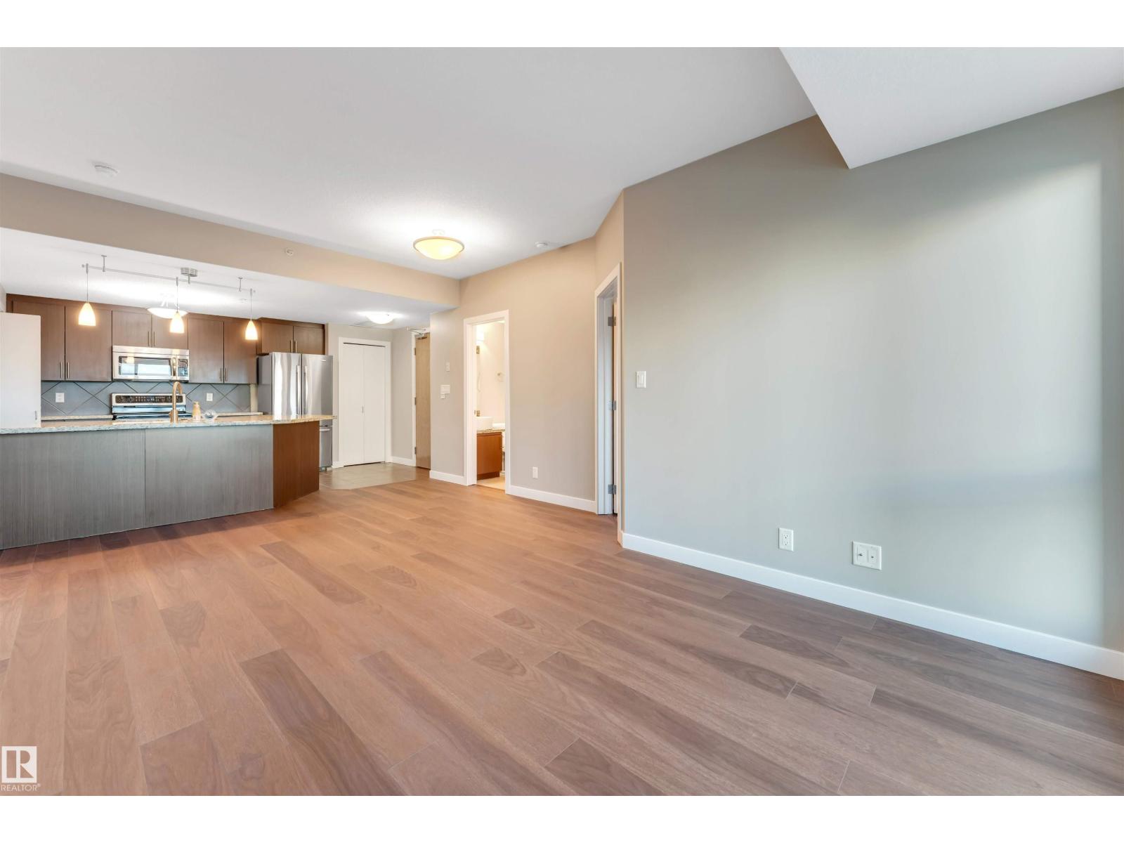 #807 10055 118 ST NW, Edmonton