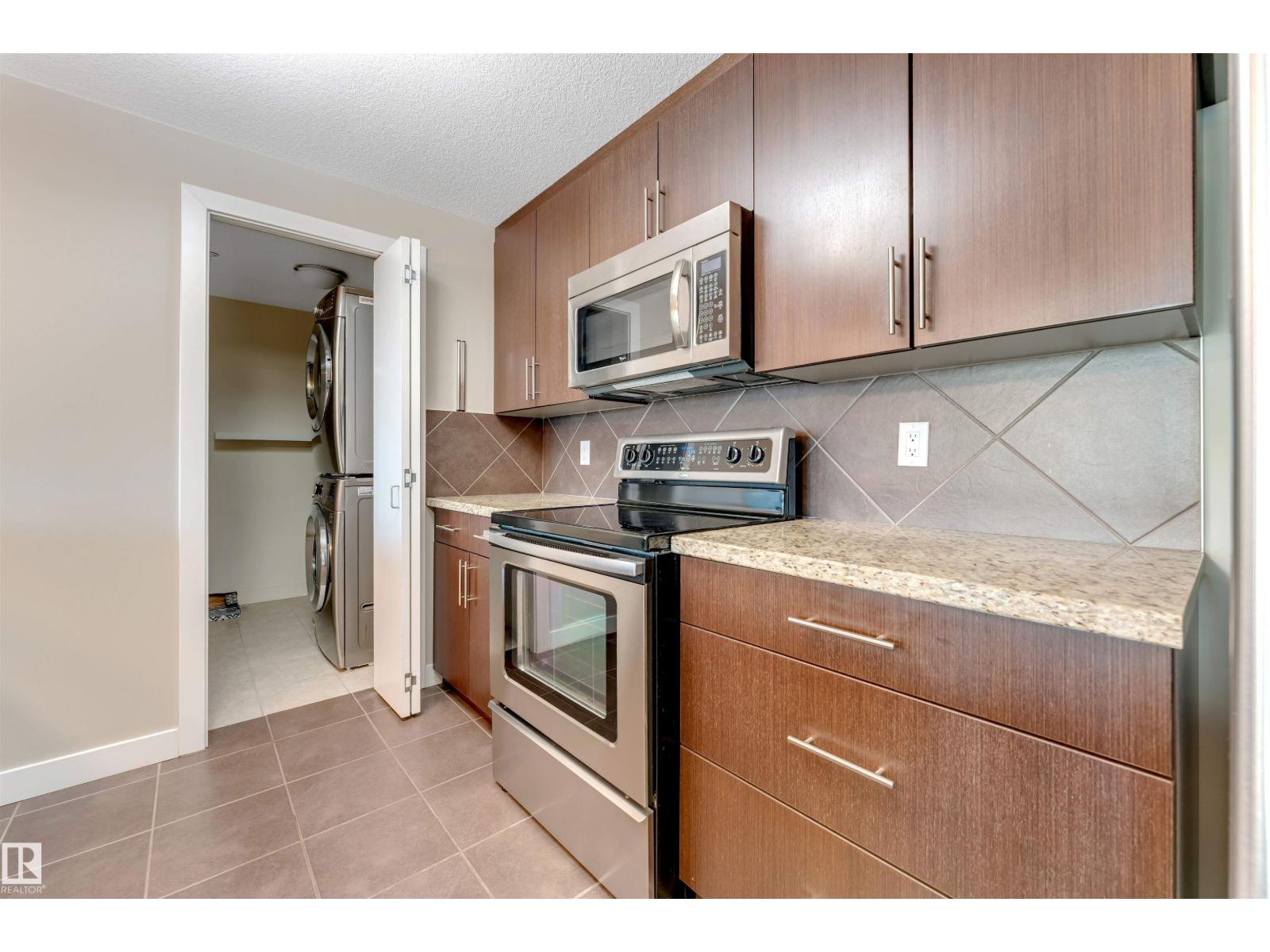 #807 10055 118 ST NW, Edmonton