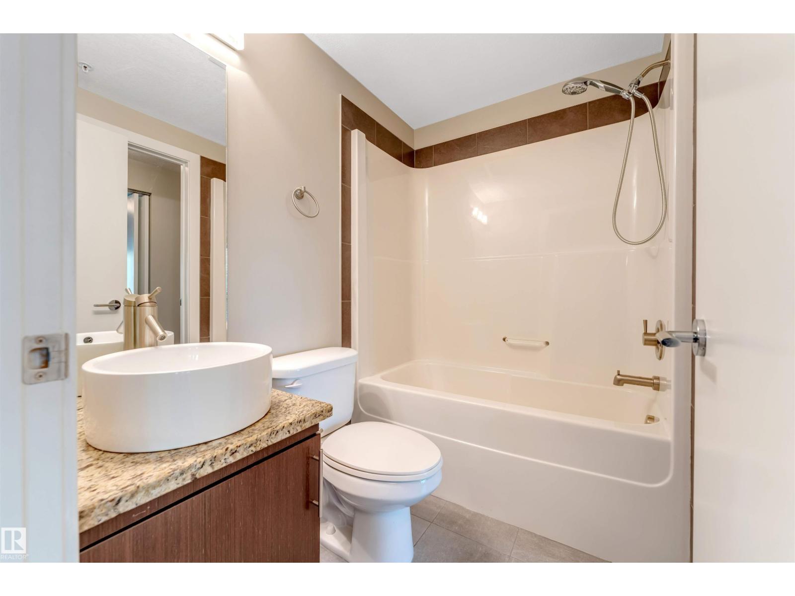 #807 10055 118 ST NW, Edmonton