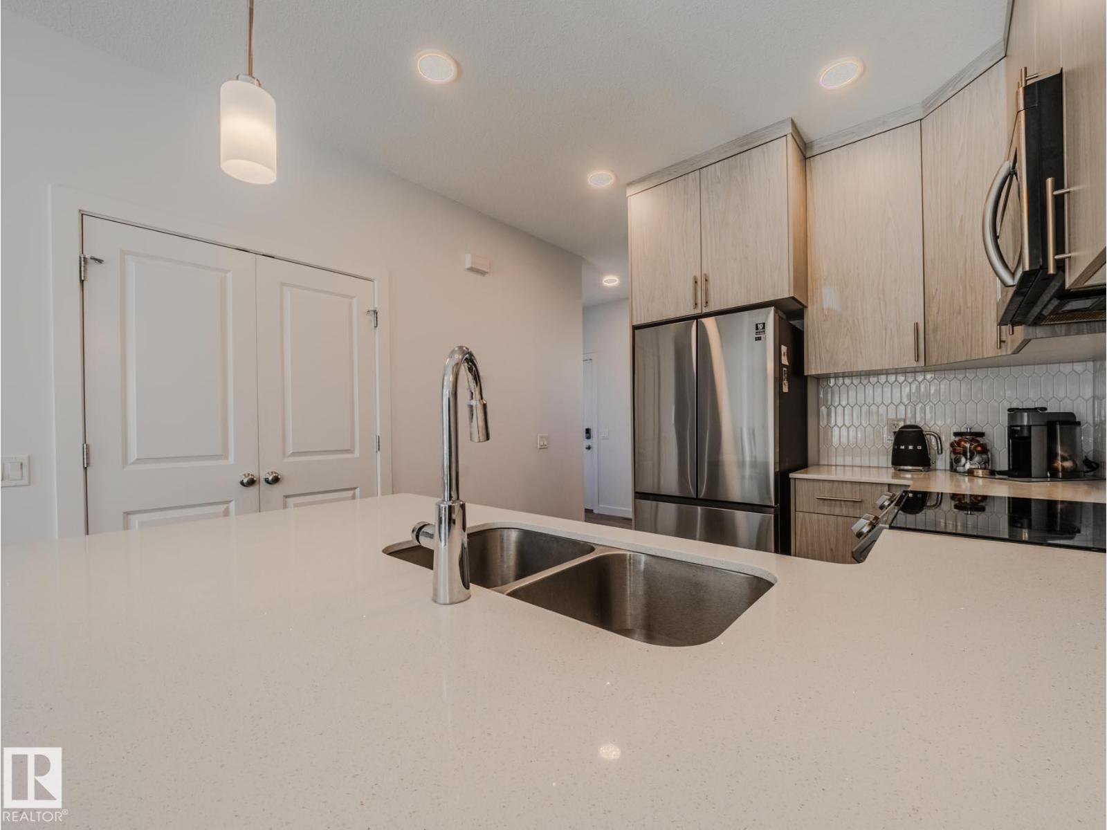 2957 COUGHLAN GREEN GR SW, Edmonton