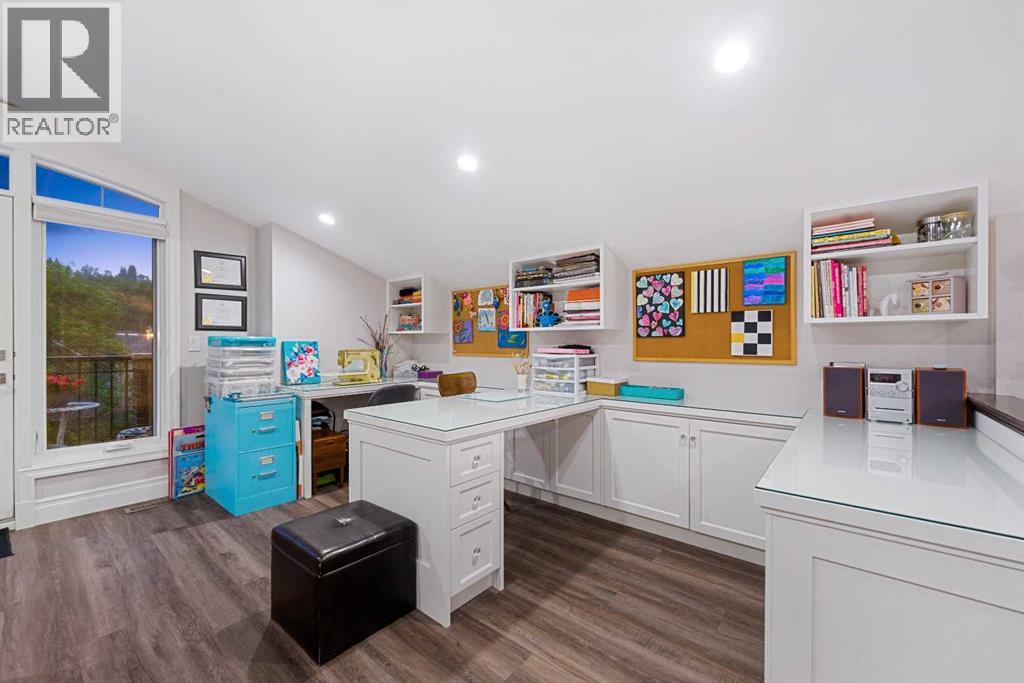 Single Family House for Sale in   Street NW Sunnyside Calgary 