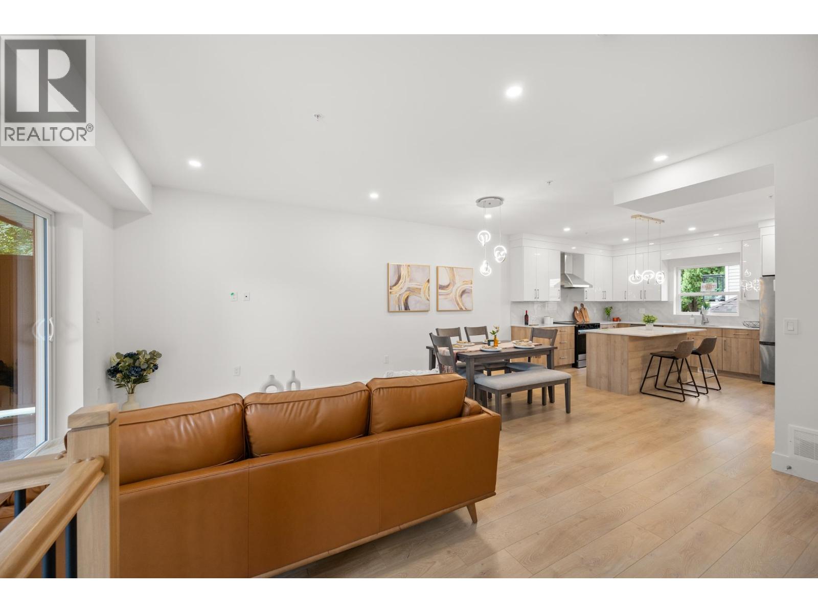 4 2258 KELLY AVENUE, Port Coquitlam