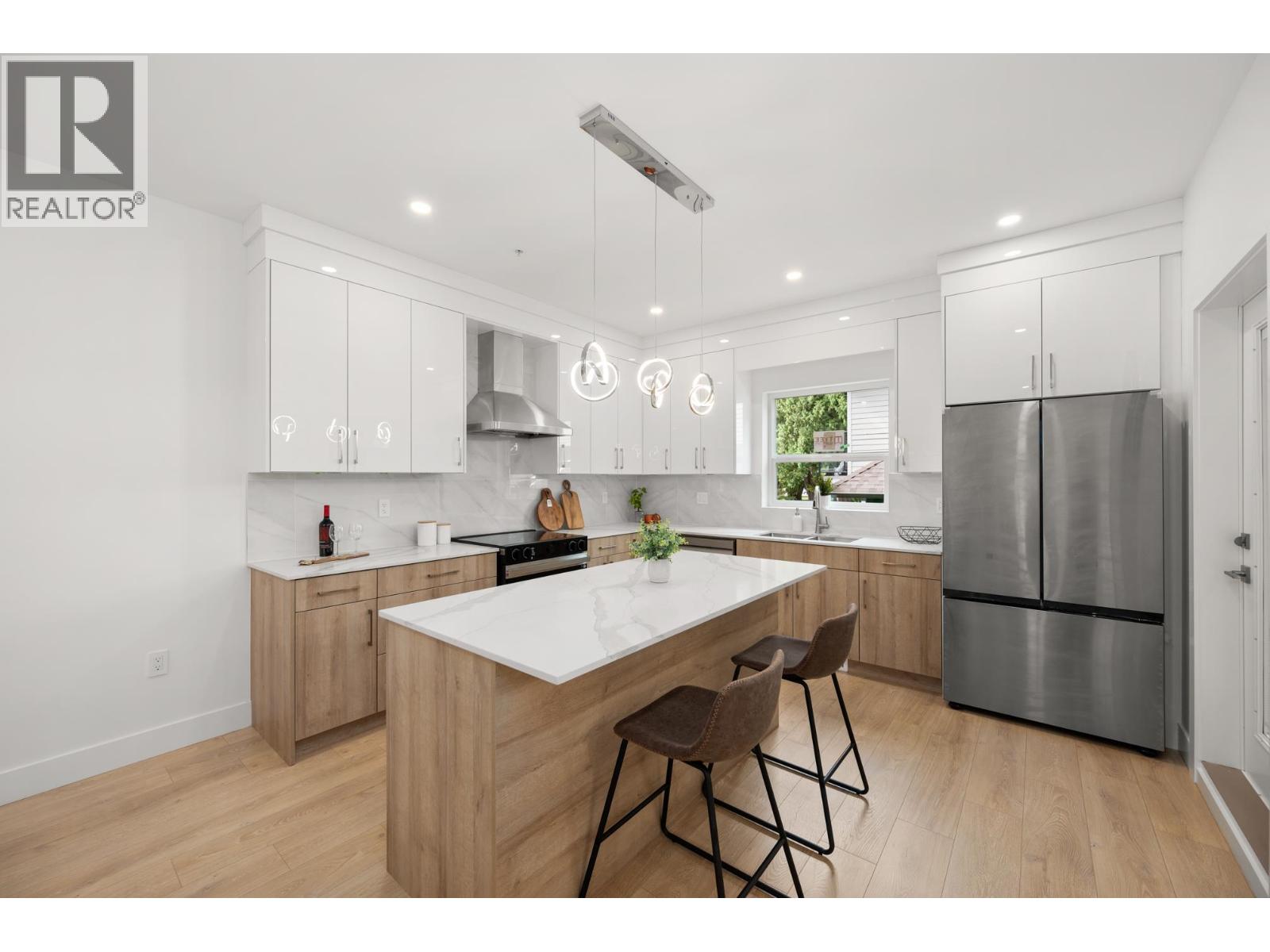 4 2258 KELLY AVENUE, Port Coquitlam