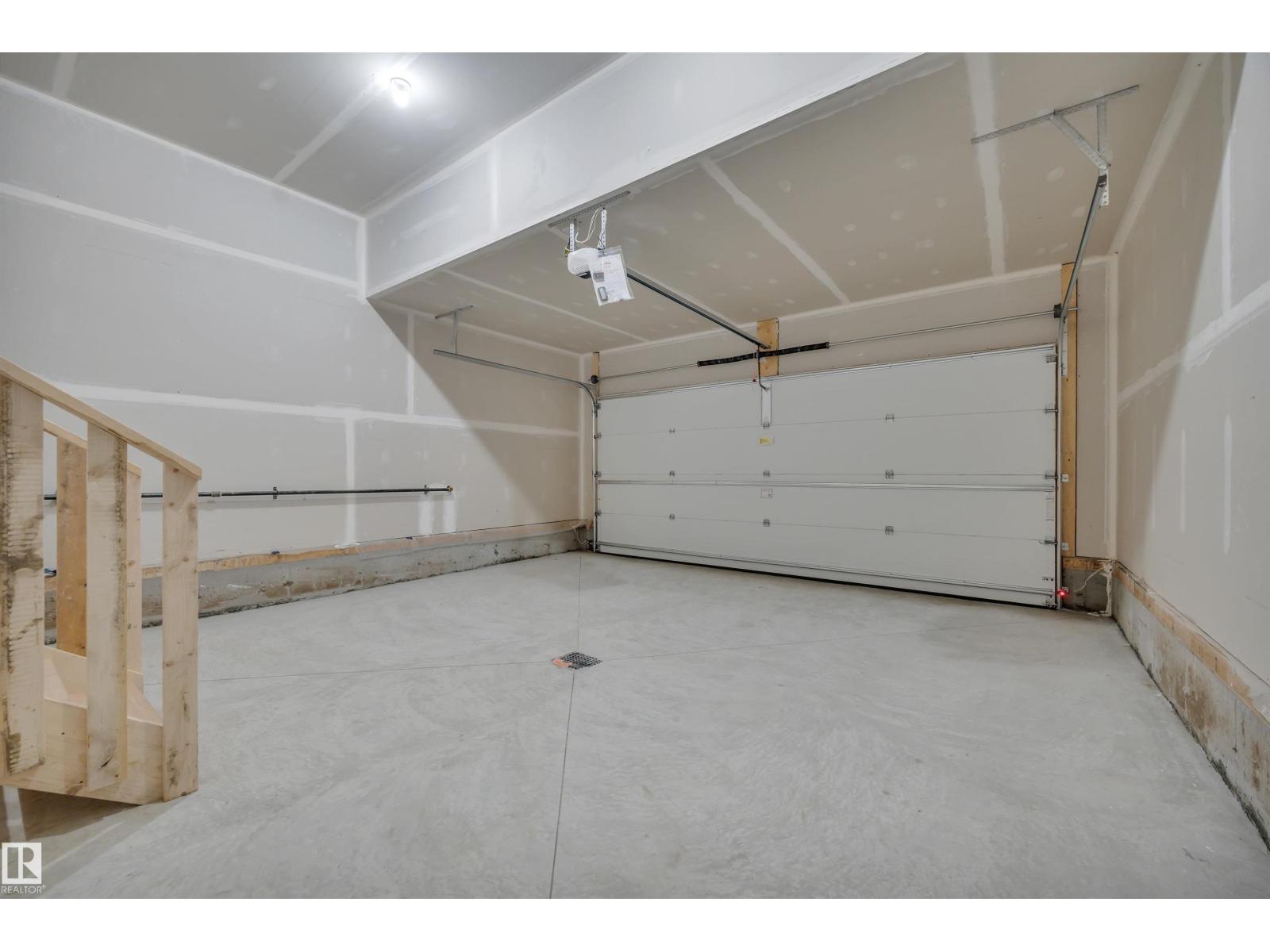 9100 ELVES LO NW, Edmonton