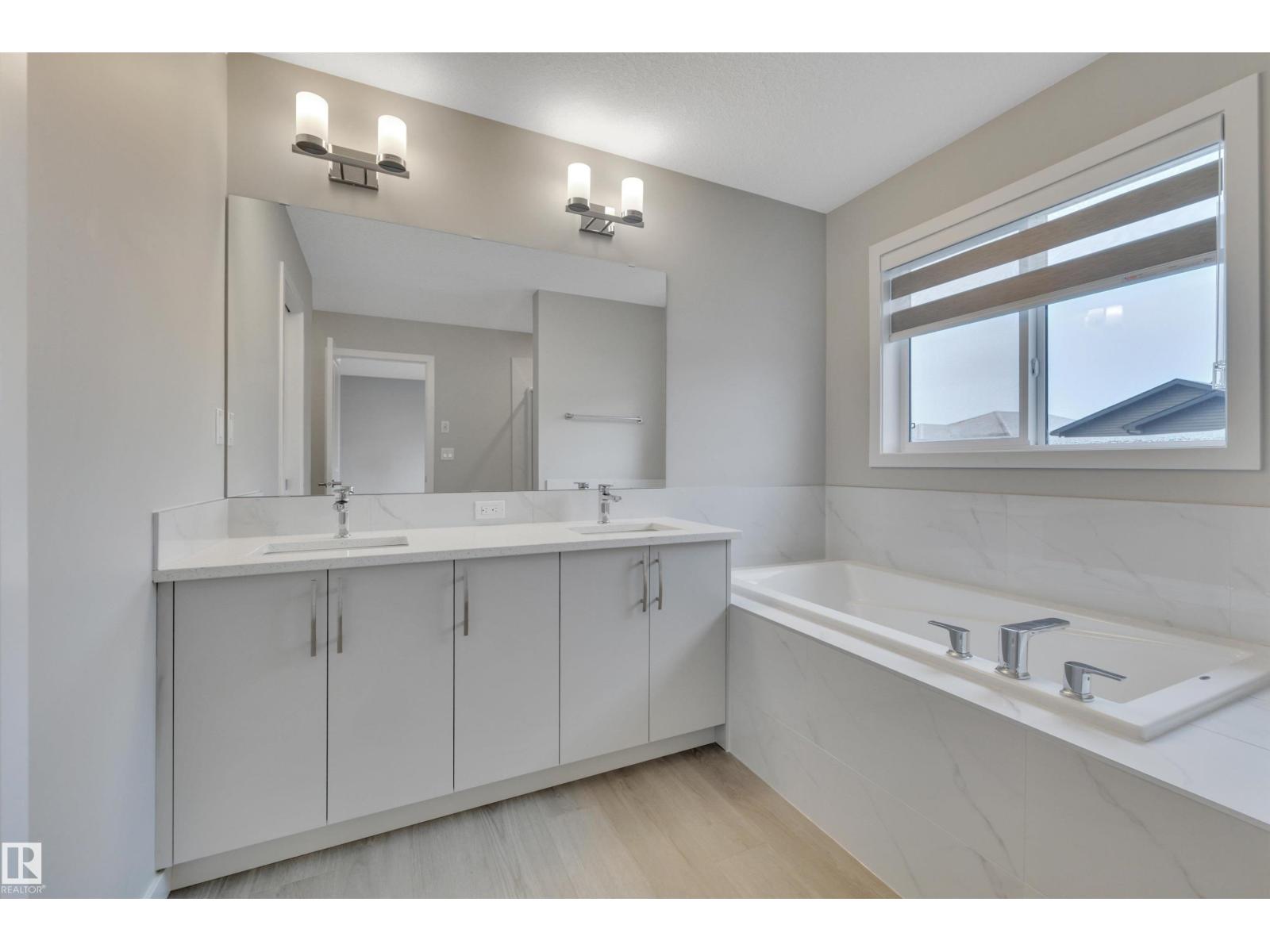 9100 ELVES LO NW, Edmonton