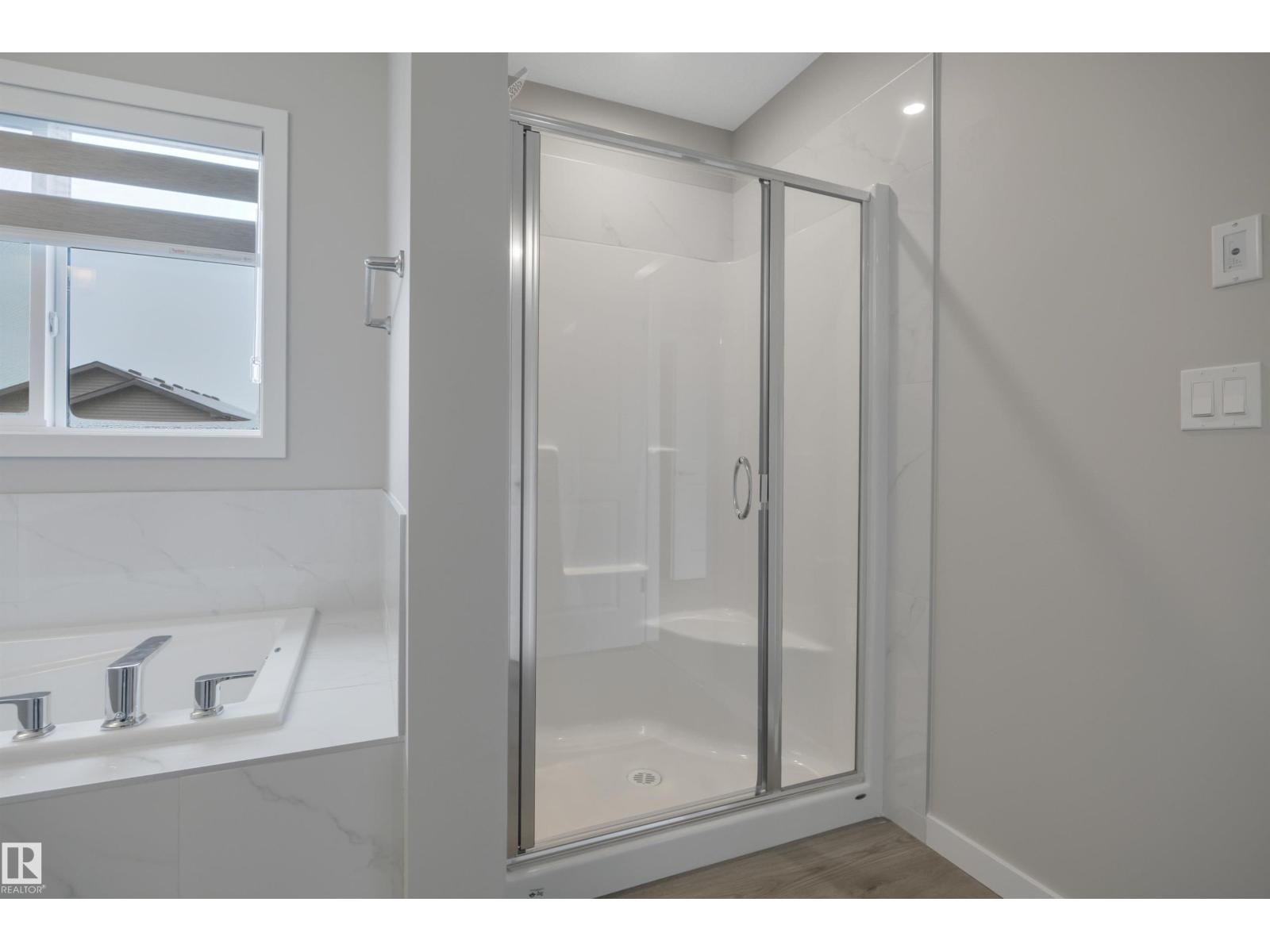 9100 ELVES LO NW, Edmonton