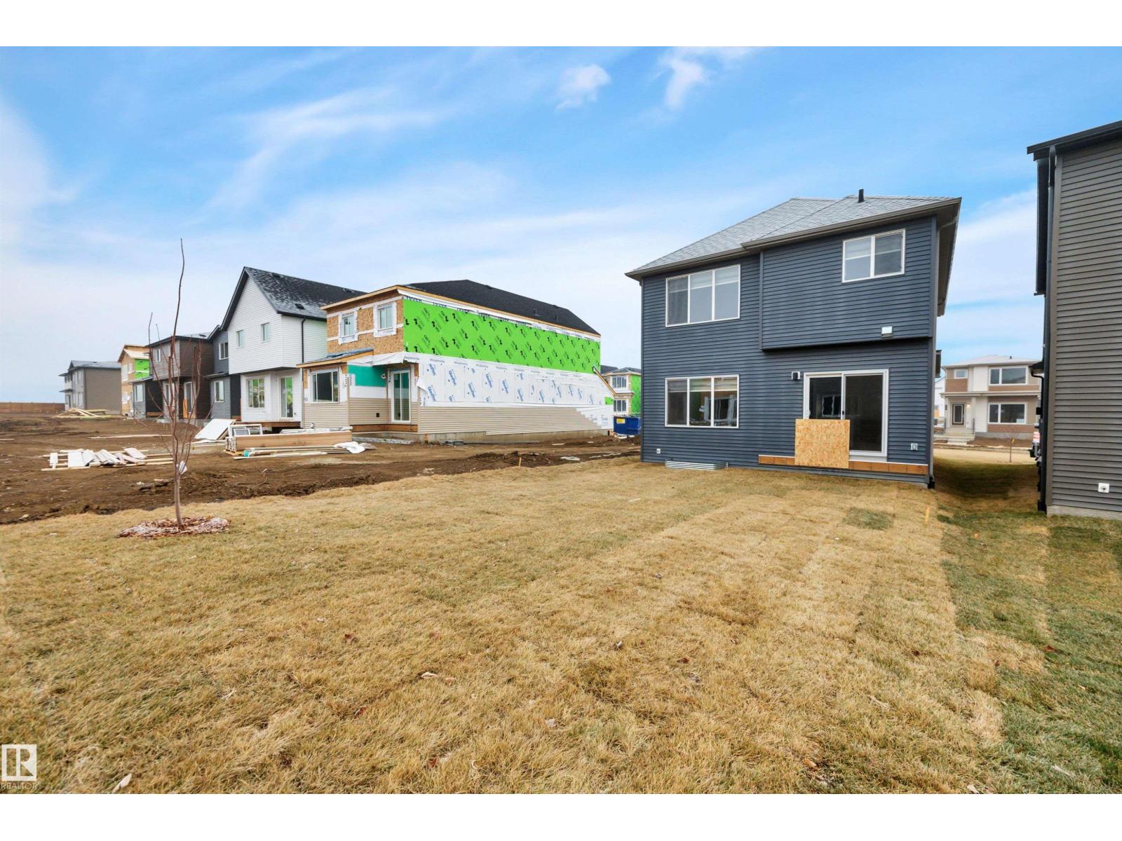 9100 ELVES LO NW, Edmonton