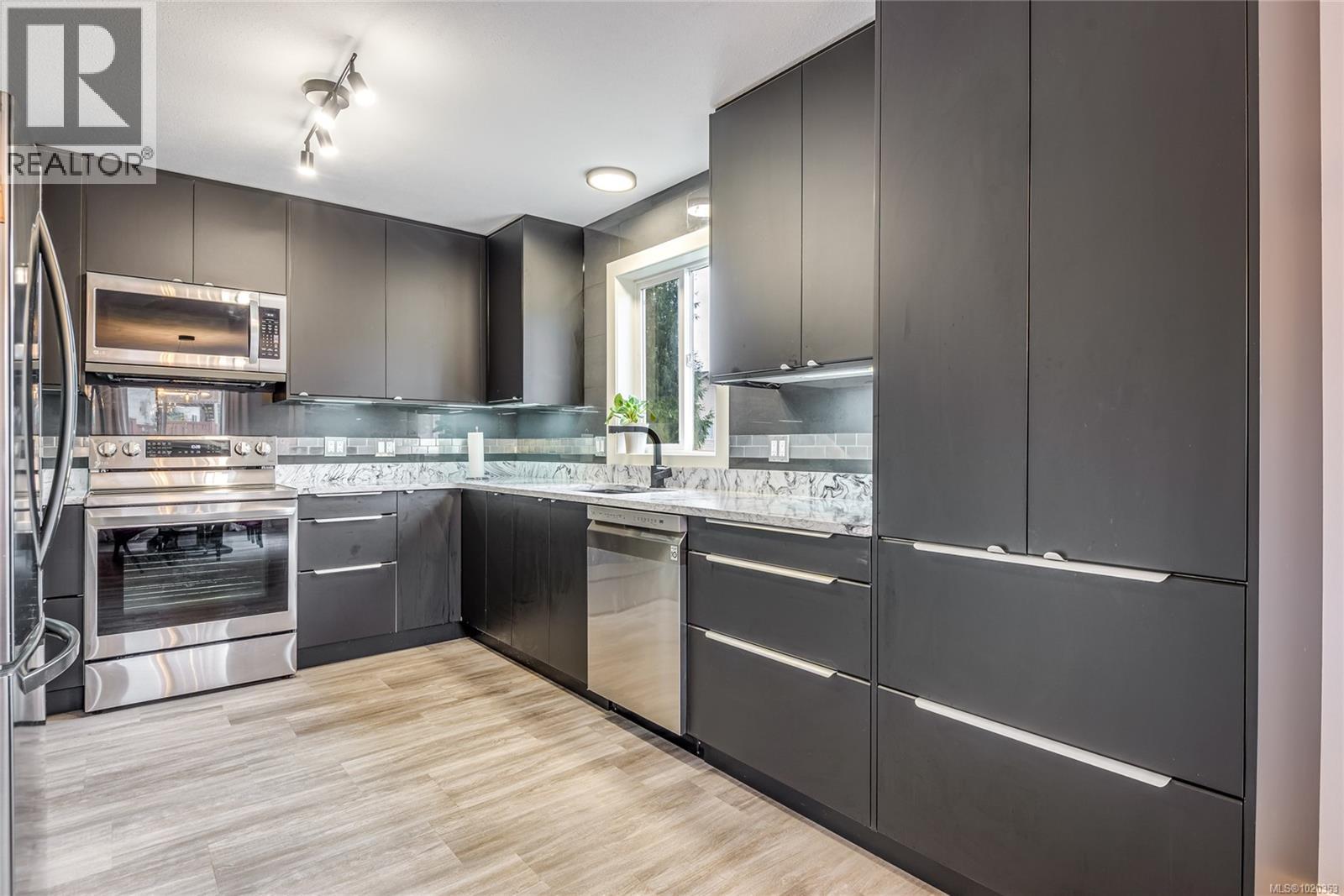 2984 Huckleberry Pl, Courtenay