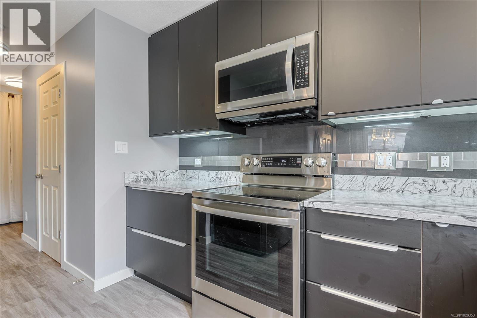 2984 Huckleberry Pl, Courtenay