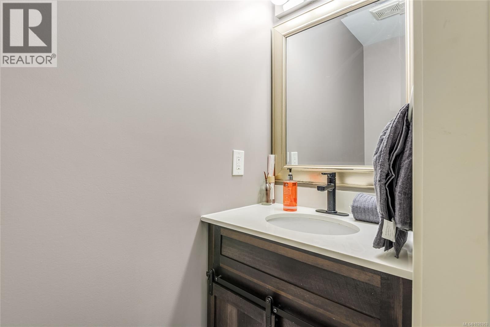 2984 Huckleberry Pl, Courtenay