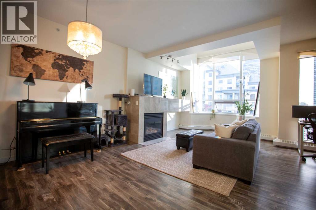 Single Family House for Sale in    Avenue SW Downtown West End Calgary 