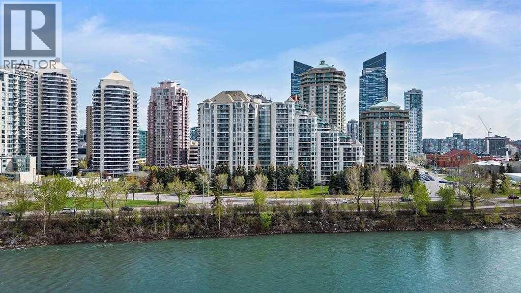 Single Family House for Sale in    Avenue SW Downtown West End Calgary 