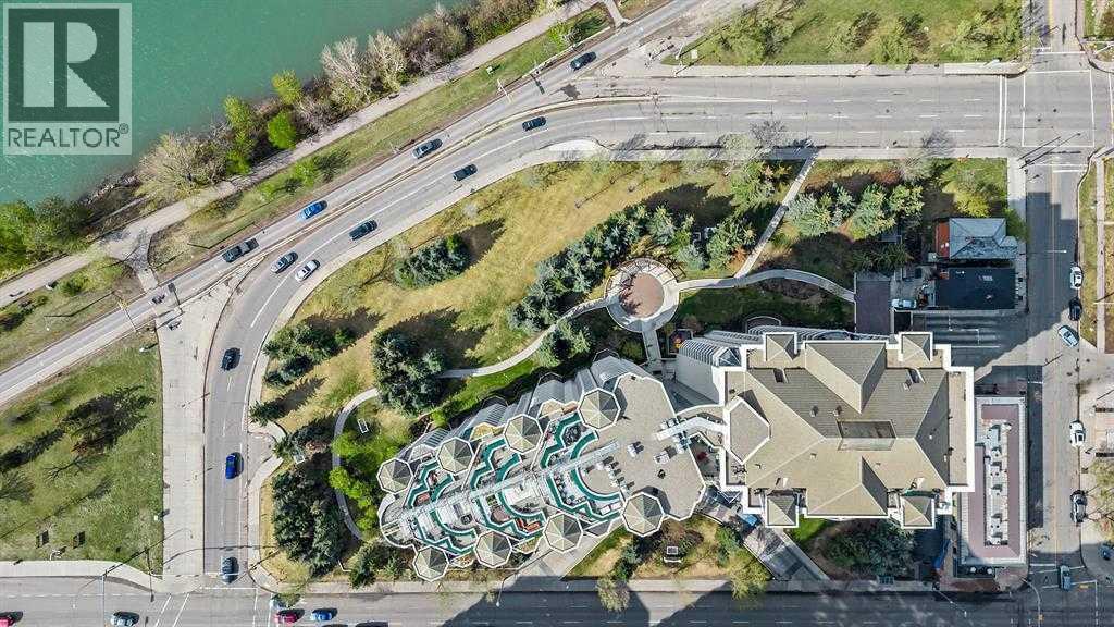 Single Family House for Sale in    Avenue SW Downtown West End Calgary 