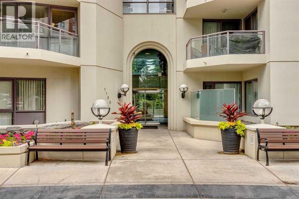 Single Family House for Sale in    Avenue SW Downtown West End Calgary 