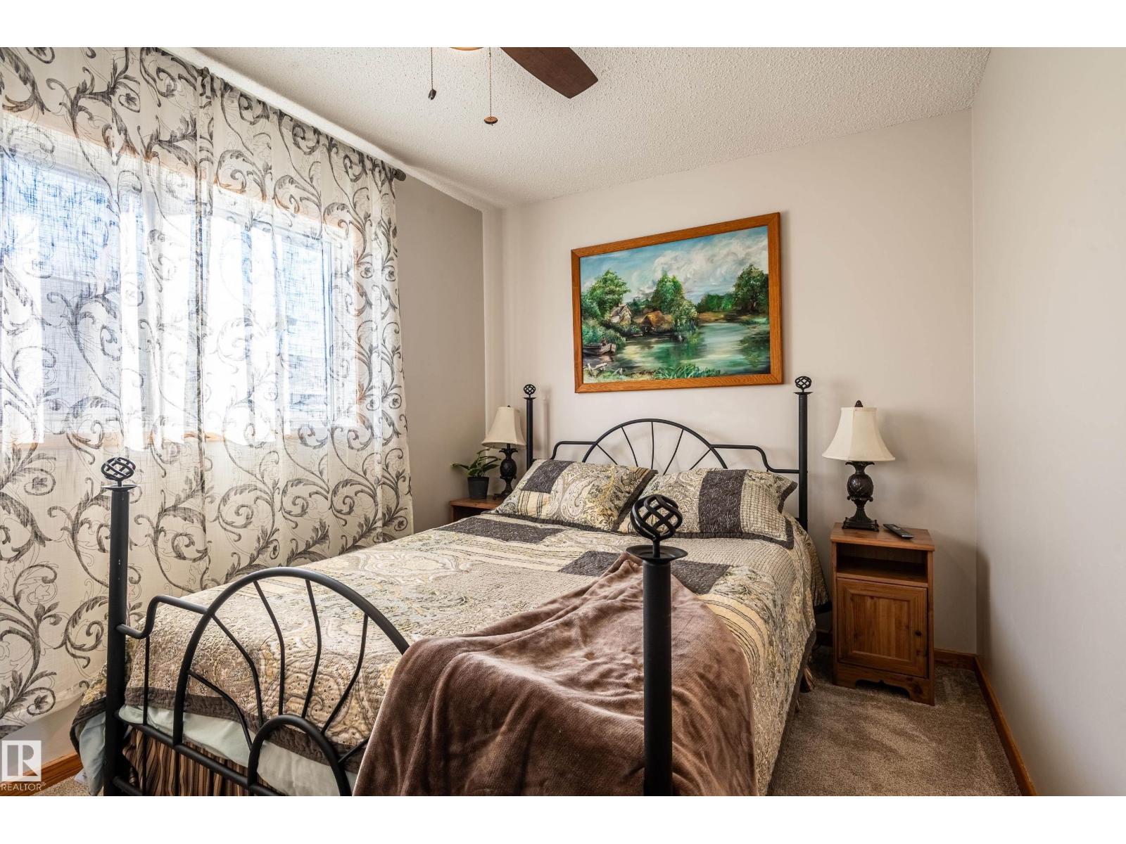 10579 40 ST NW, Edmonton