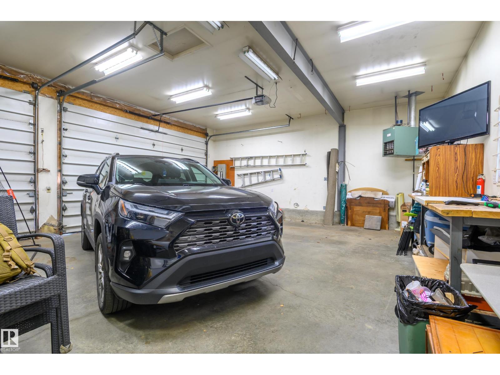 10579 40 ST NW, Edmonton