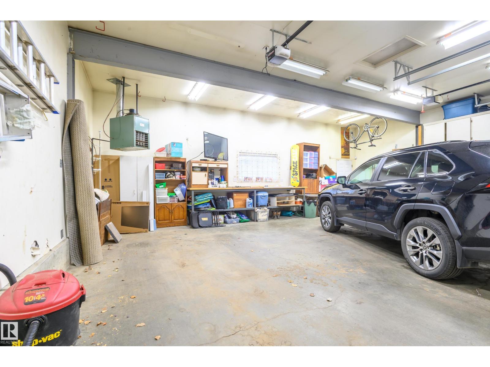 10579 40 ST NW, Edmonton