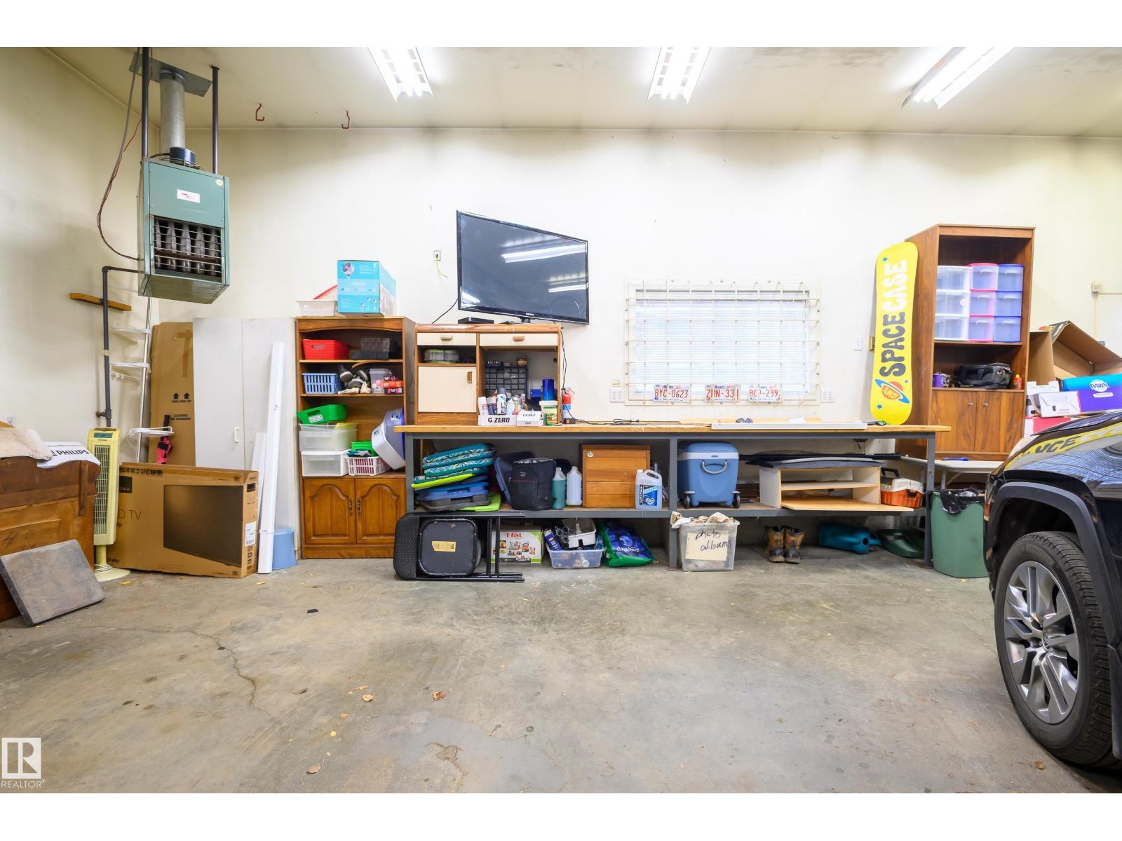 10579 40 ST NW, Edmonton