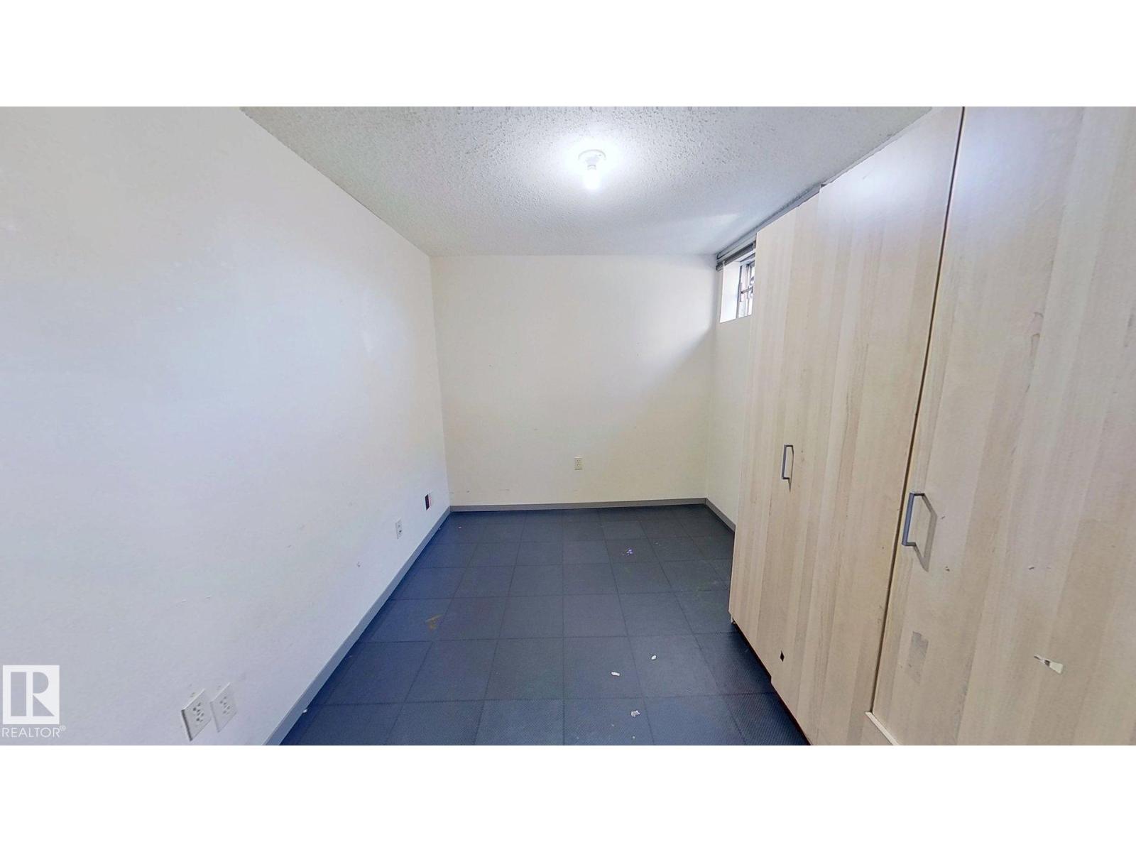 #59 7604 29 AV NW, Edmonton