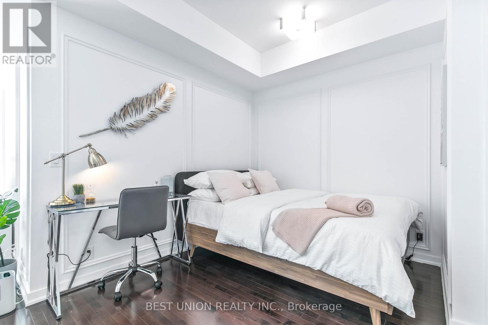#6406 14 YORK STREET - 10
