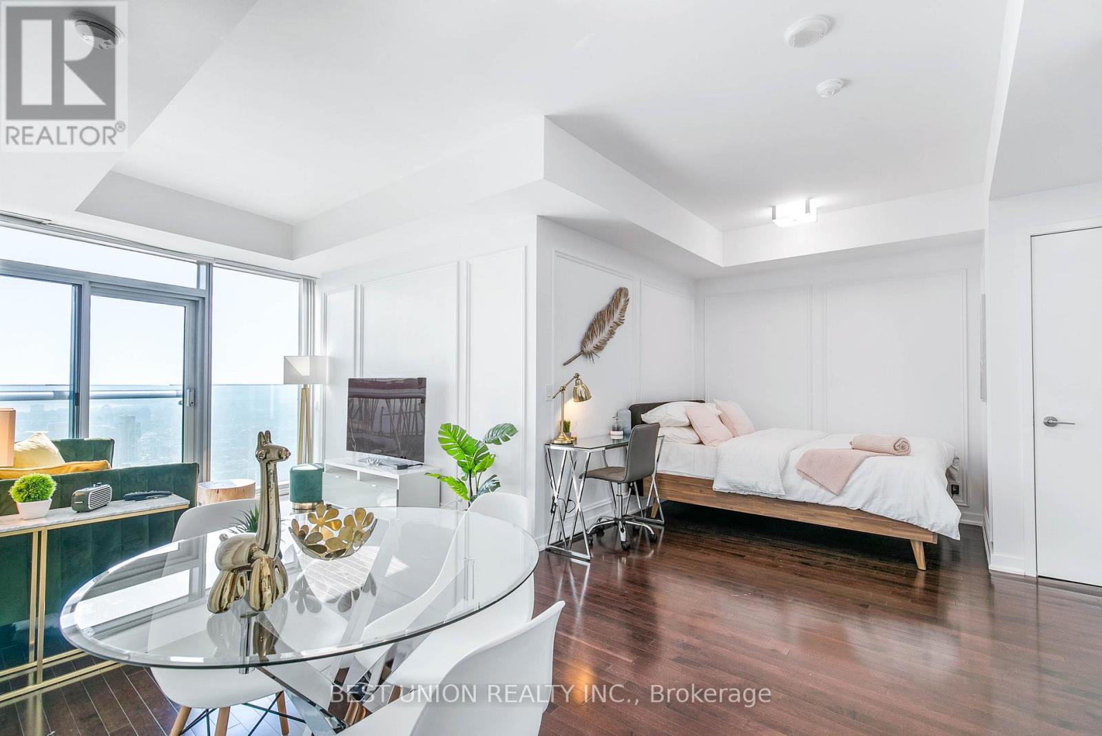 #6406 14 YORK STREET - 2