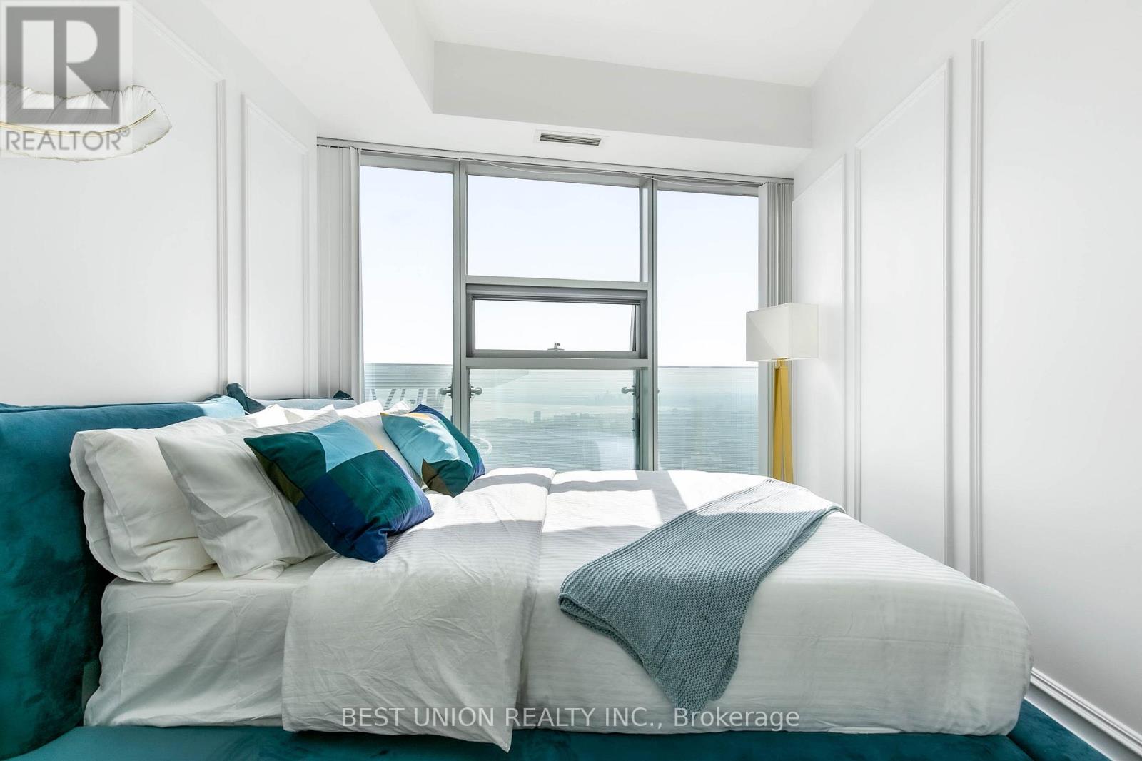 #6406 14 YORK STREET - 22