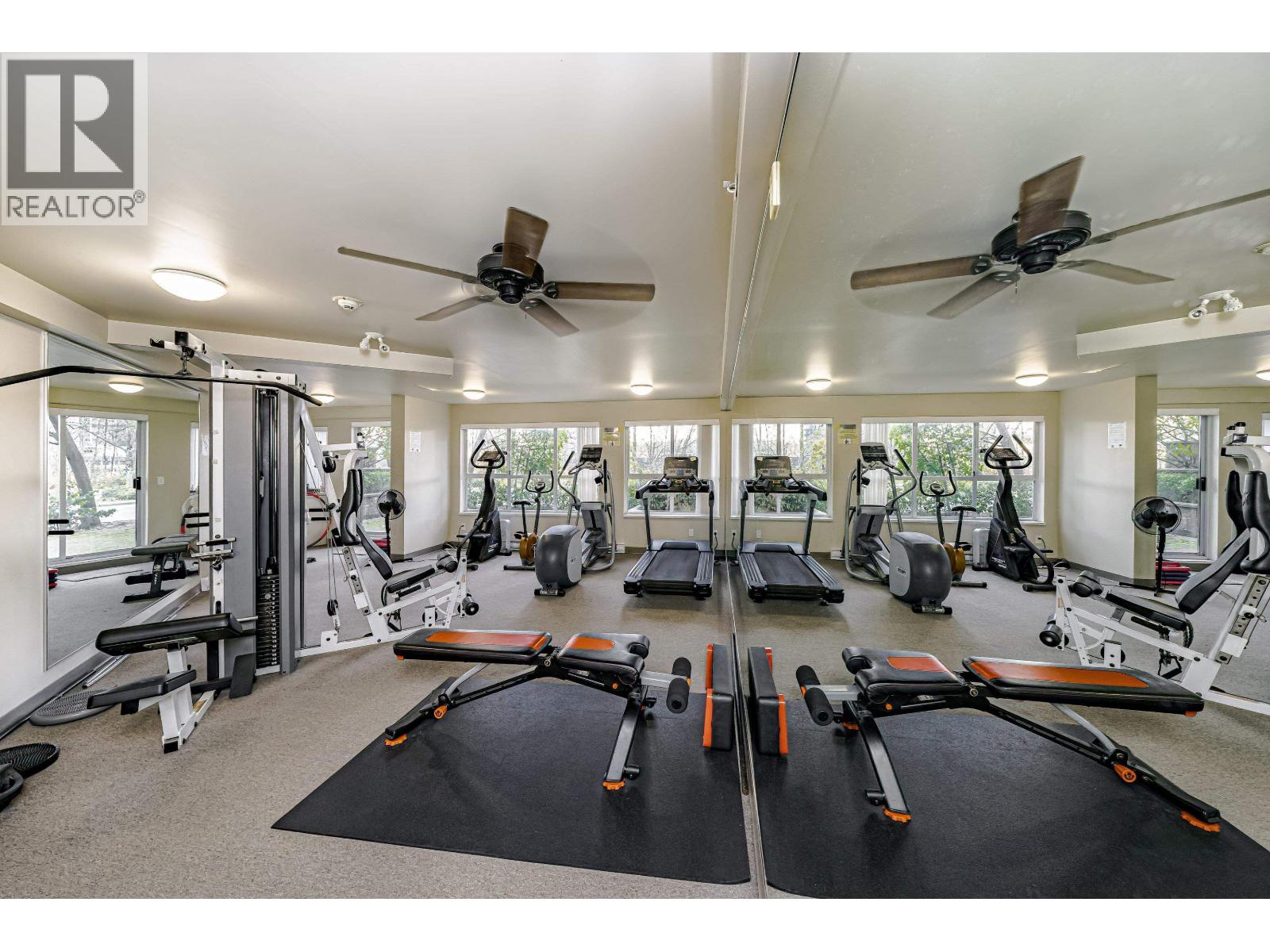 311 528 ROCHESTER AVENUE, Coquitlam